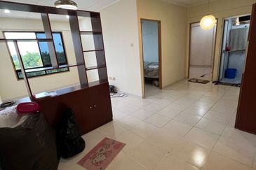 Sri Lanang Flat (Rumah Pangsa Sri Lanang)