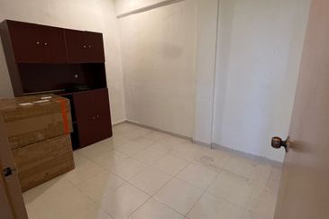 Sri Lanang Flat (Rumah Pangsa Sri Lanang)