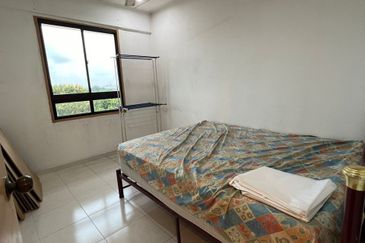 Sri Lanang Flat (Rumah Pangsa Sri Lanang)