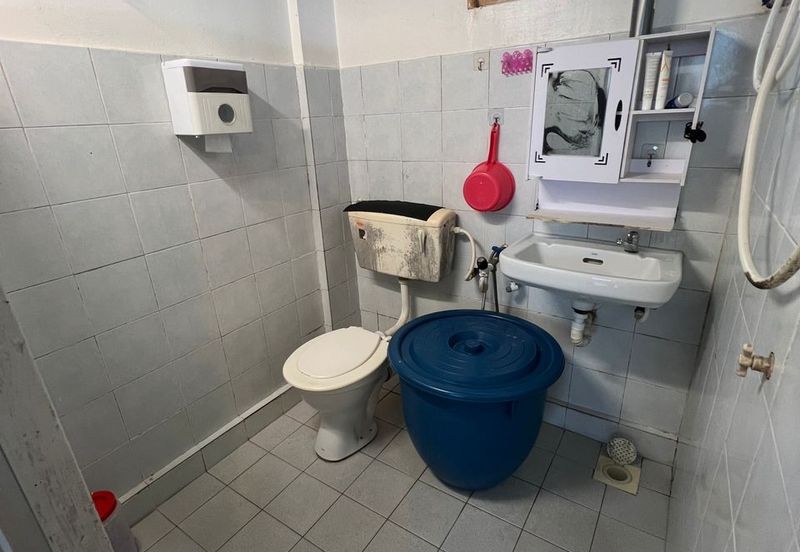 Sri Lanang Flat (Rumah Pangsa Sri Lanang)