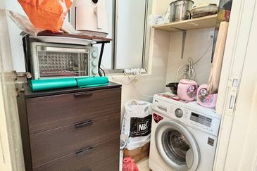 Seri Austin Luxury Apartment