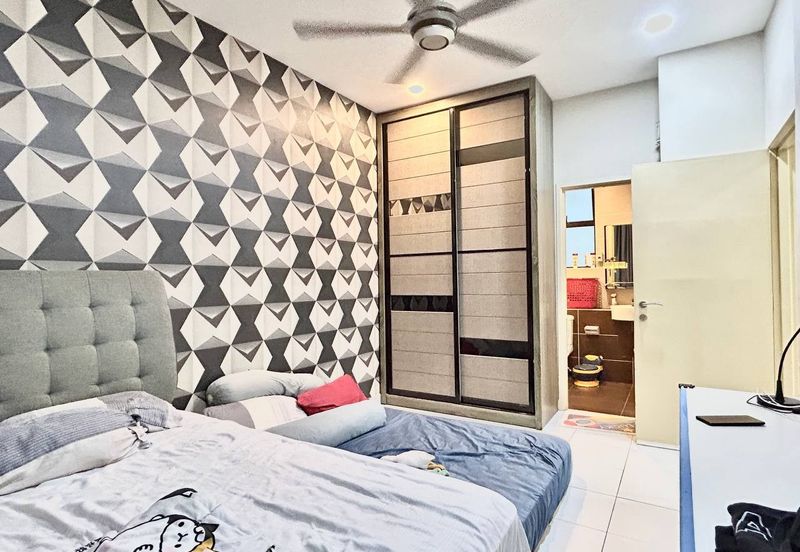 Seri Austin Luxury Apartment