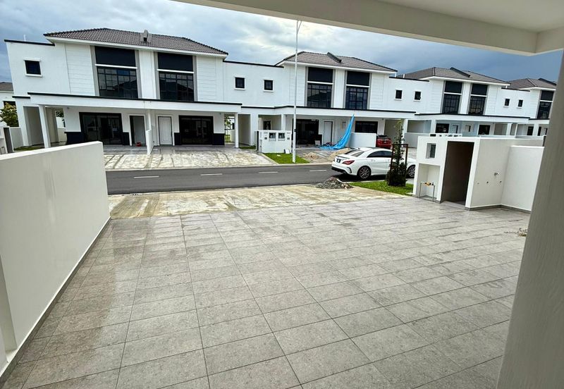 The Borough @ Eco Botanic 2