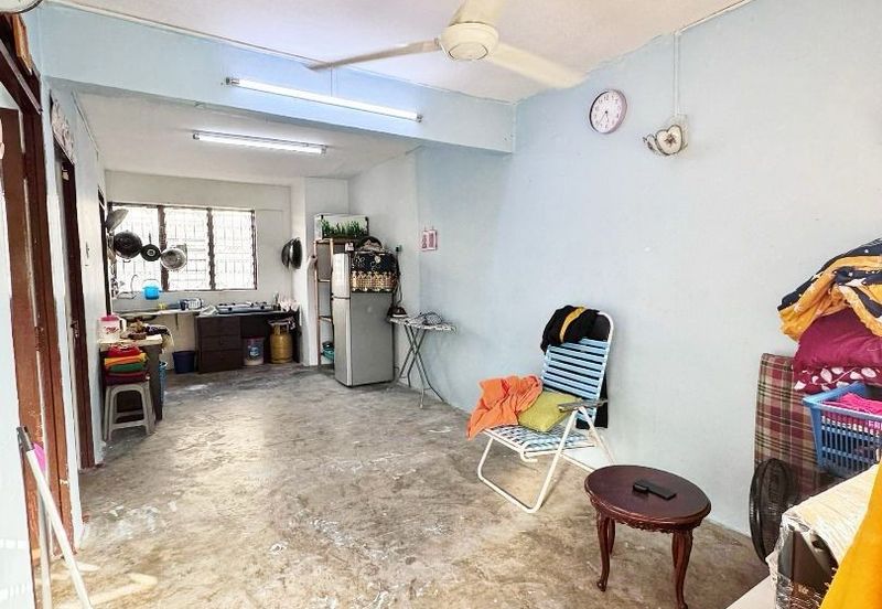 Flat Taman Ungku Tun Aminah