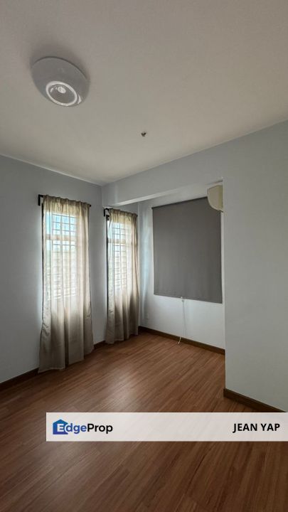 D Serambi Taman Perling Double Storey Endlot, Johor, Johor Bahru