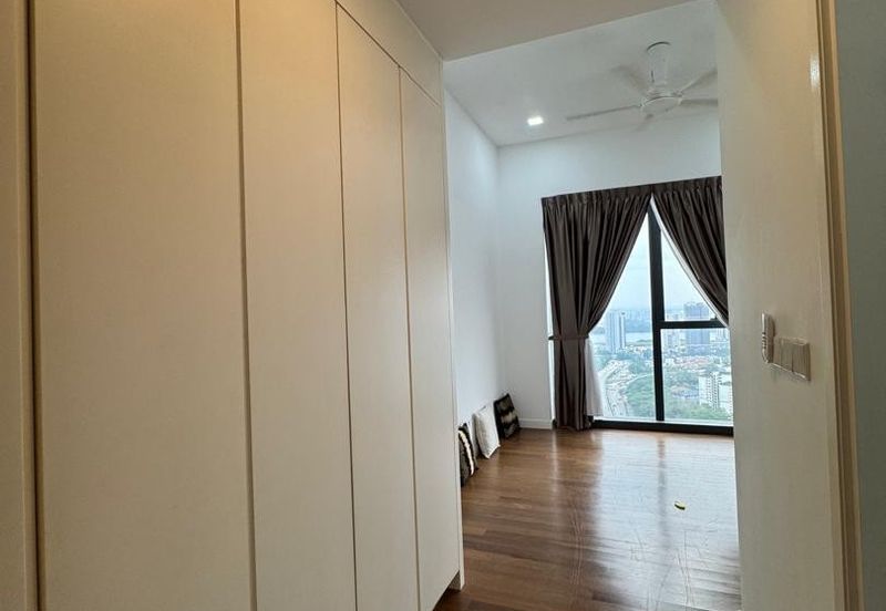 The Astaka @ 1 Bukit Senyum