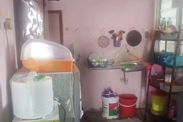 Taman Pulai Utama Flat