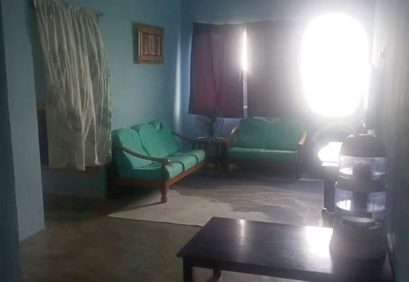 Taman Pulai Utama Flat