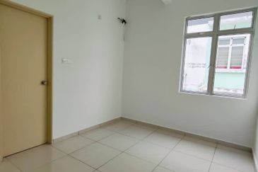 Oleander @ Kempas Utama