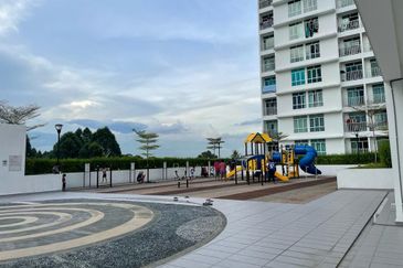 Twin Danga Residence