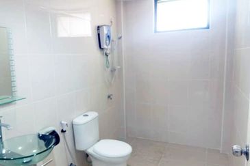 Country Tower Condominium