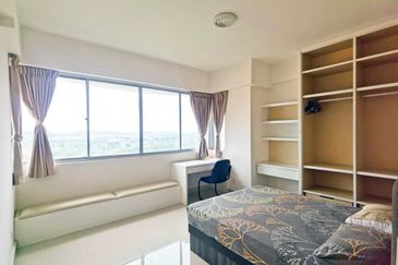 Country Tower Condominium