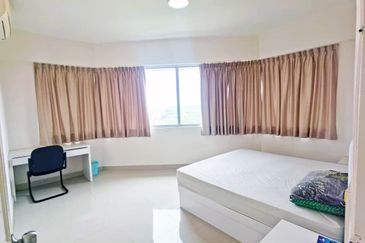 Country Tower Condominium