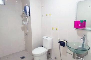 Country Tower Condominium