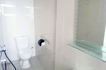 Country Tower Condominium