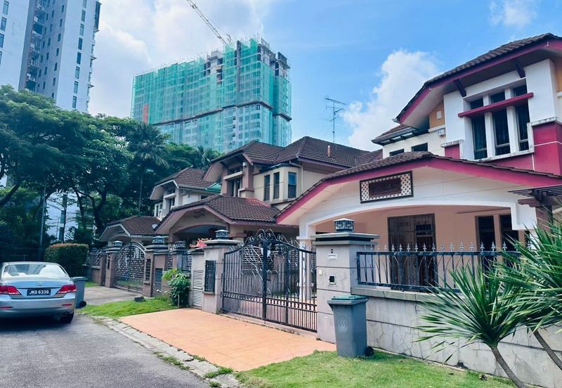 Taman Austin Perdana