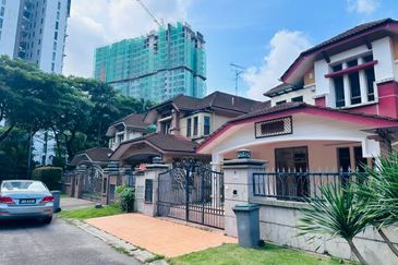 Taman Austin Perdana