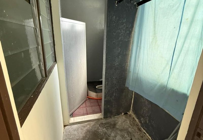 Flat Taman Ungku Tun Aminah