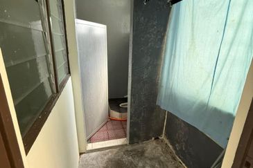 Flat Taman Ungku Tun Aminah