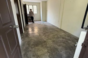 Flat Taman Ungku Tun Aminah