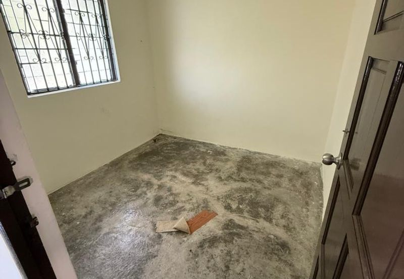 Flat Taman Ungku Tun Aminah