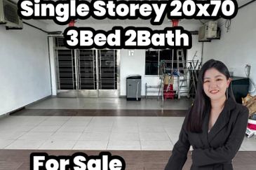 Taman Utama, Pekan Nanas