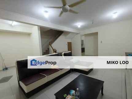 🌈 🌈 For  Rent  🌈 🌈  有租客赶快带来，屋主急招租❗  📍Double Storey Terrace House @ Kiara Hill Taman Nusa Indah📍  🏠 Double Storey Terrace House 🏠 4 Bedroom 3 B, Johor, Nusajaya