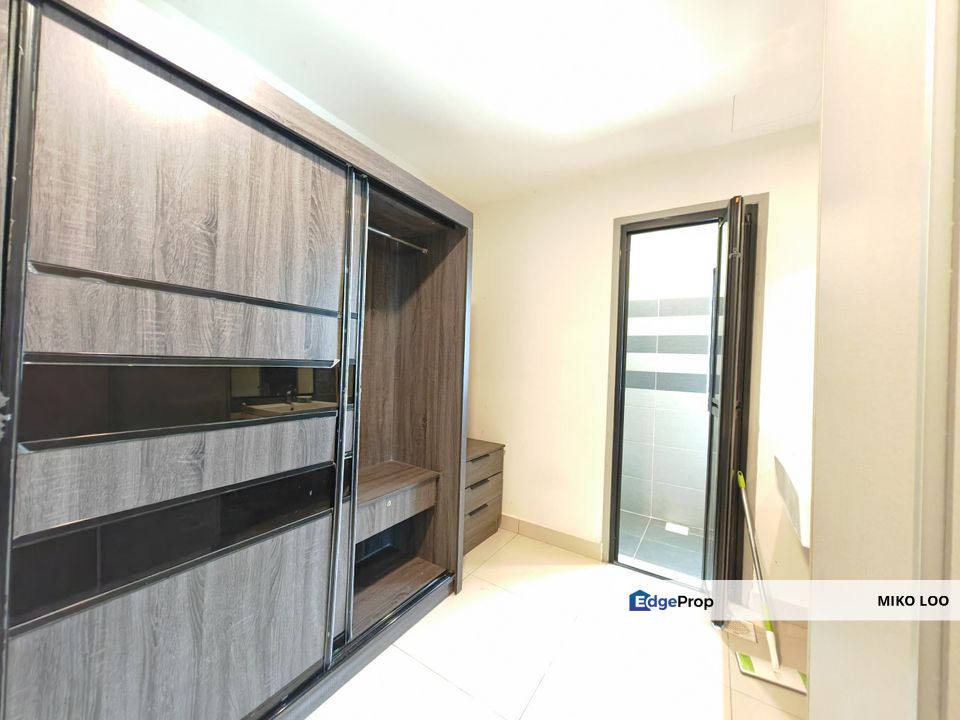 🌈 🌈 For Rent / For Sale 🌈 🌈  📍G Residence @ Plentong📍  🏠 3 Bedromms 3 Bathrooms 🏠 Partial Furnished 🏠 1087 sqft 🏠 Medium Floor 🏠 2 Car Park, Johor, Plentong