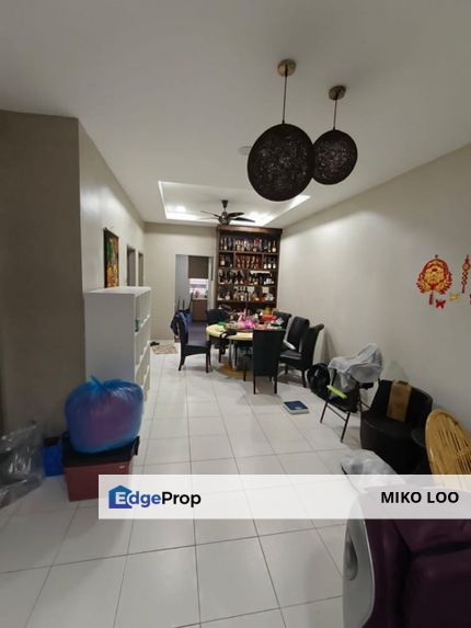 🌈 🌈 For Sale 🌈 🌈  哥打丁宜不会涨水区 屋主自住 屋况美美 附近应有尽有 生活便利 落大的空房 只缺你来填满💞  📍2 Storey Terrace House @ Kota Tinggi Taman Daiman Jaya📍  🏠 4 Bedrooms 3 Bath, Johor, Kota Tinggi