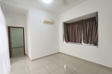 Garden Villa @ Bukit Indah 2