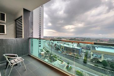 Sky Loft Premium Suites, Bukit Indah