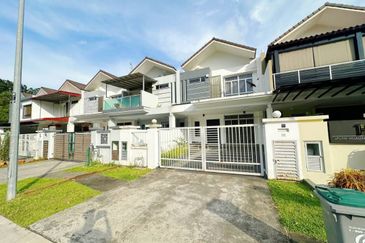 🌈 🌈 For Sale 🌈 🌈  靠近Sireh Park, 还是Unblock View单位❗  📍𝐒𝐮𝐩𝐞𝐫𝐥𝐢𝐧𝐤 𝐃𝐨𝐮𝐛𝐥𝐞 𝐒𝐭𝐨𝐫𝐞𝐲 @ 𝐇𝐨𝐫𝐢𝐳𝐨𝐧 𝐇𝐢𝐥𝐥𝐬📍  🏠 4+1 Bedroom 5 