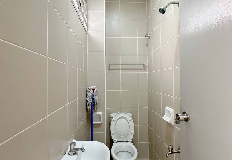 🌈 🌈 For Sale 🌈 🌈  靠近Sireh Park, 还是Unblock View单位❗  📍𝐒𝐮𝐩𝐞𝐫𝐥𝐢𝐧𝐤 𝐃𝐨𝐮𝐛𝐥𝐞 𝐒𝐭𝐨𝐫𝐞𝐲 @ 𝐇𝐨𝐫𝐢𝐳𝐨𝐧 𝐇𝐢𝐥𝐥𝐬📍  🏠 4+1 Bedroom 5 