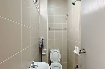 🌈 🌈 For Sale 🌈 🌈  靠近Sireh Park, 还是Unblock View单位❗  📍𝐒𝐮𝐩𝐞𝐫𝐥𝐢𝐧𝐤 𝐃𝐨𝐮𝐛𝐥𝐞 𝐒𝐭𝐨𝐫𝐞𝐲 @ 𝐇𝐨𝐫𝐢𝐳𝐨𝐧 𝐇𝐢𝐥𝐥𝐬📍  🏠 4+1 Bedroom 5 