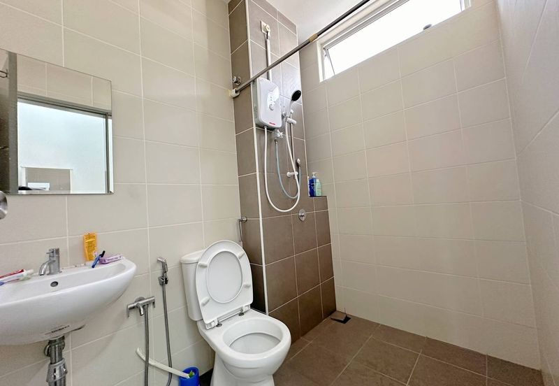 🌈 🌈 For Sale 🌈 🌈  靠近Sireh Park, 还是Unblock View单位❗  📍𝐒𝐮𝐩𝐞𝐫𝐥𝐢𝐧𝐤 𝐃𝐨𝐮𝐛𝐥𝐞 𝐒𝐭𝐨𝐫𝐞𝐲 @ 𝐇𝐨𝐫𝐢𝐳𝐨𝐧 𝐇𝐢𝐥𝐥𝐬📍  🏠 4+1 Bedroom 5 