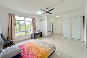 🌈 🌈 For Sale 🌈 🌈  靠近Sireh Park, 还是Unblock View单位❗  📍𝐒𝐮𝐩𝐞𝐫𝐥𝐢𝐧𝐤 𝐃𝐨𝐮𝐛𝐥𝐞 𝐒𝐭𝐨𝐫𝐞𝐲 @ 𝐇𝐨𝐫𝐢𝐳𝐨𝐧 𝐇𝐢𝐥𝐥𝐬📍  🏠 4+1 Bedroom 5 