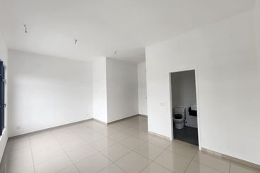 Tate Dalton @ Eco Botanic 2