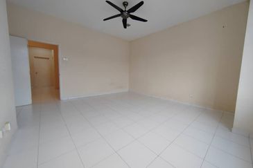 🌈 🌈 For Sale 🌈 🌈  📍2 Storey Terrace House @ Horizon Hills📍  🏠 4 Bedroom 3 Bathroom 🏠 20 x 70 🏠 Built-up area: 1800 sq ft 🏠 Partial Furnished