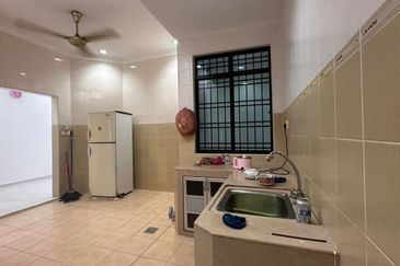 Austin Residence @Taman Mount Austin