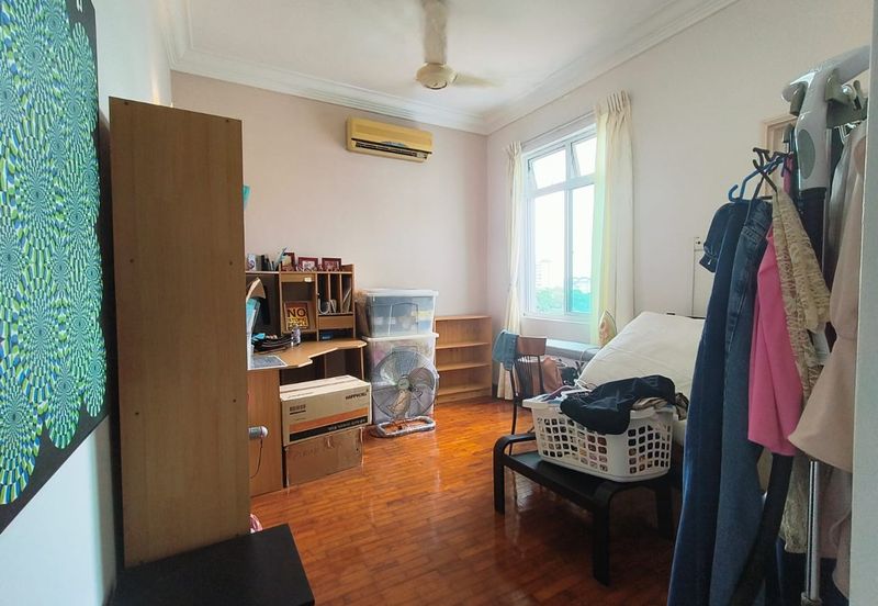 Pangsapuri Orchid View Luxury Apartment