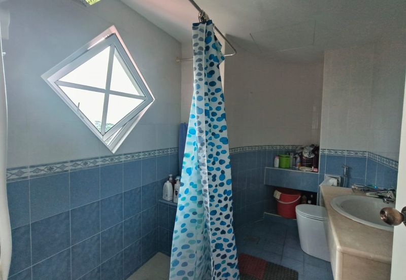 Pangsapuri Orchid View Luxury Apartment