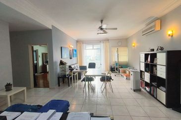 Pangsapuri Orchid View Luxury Apartment