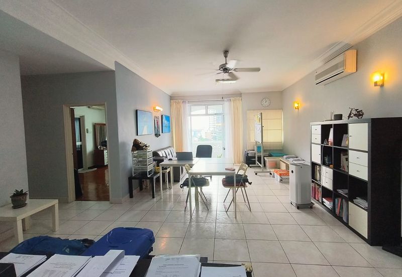 Pangsapuri Orchid View Luxury Apartment