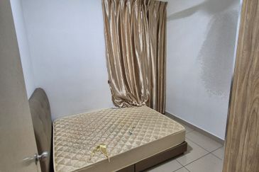 D'Summit Residences @ Kempas Utama