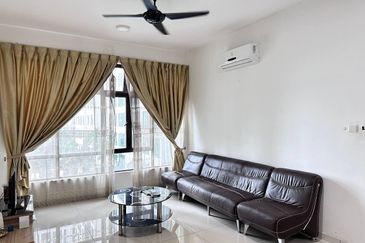 D'Summit Residences @ Kempas Utama