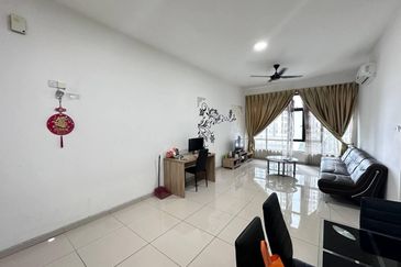 D'Summit Residences @ Kempas Utama