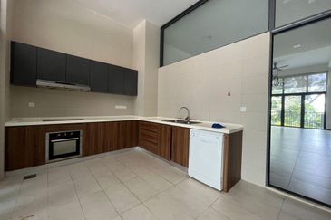 The Mansions @ Parkcity Heights