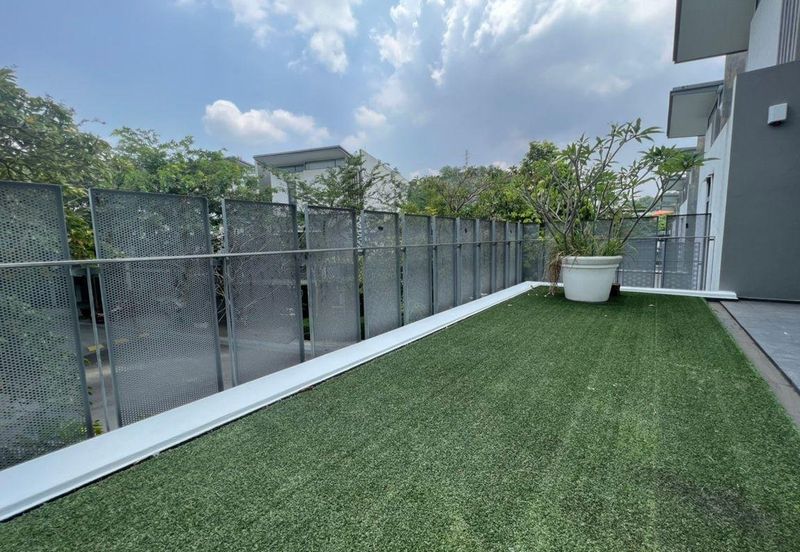 The Mansions @ Parkcity Heights