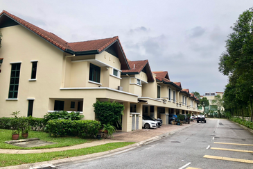 Desa ParkCity (Nadia Parkhomes)