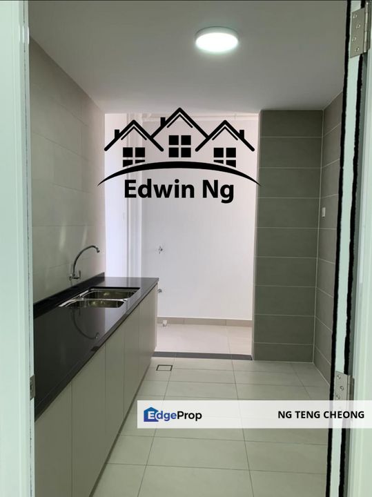 Setia Pinnacle Condominium at Sungai Ara, Middle Floor, City View, Unfurnished & Partly Renovated, Penang, Sungai Ara